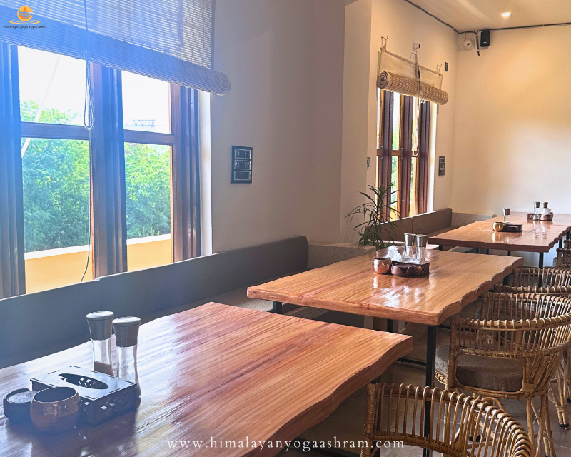 Pure vegetarian cuisine at Himalayan Yoga Spa Rishikesh