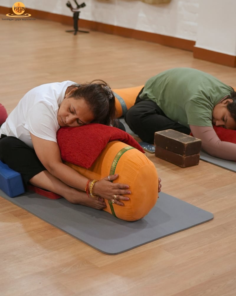 Best Yin Yoga Teacher Training in Rishikesh, India: How to Choose the Right School.