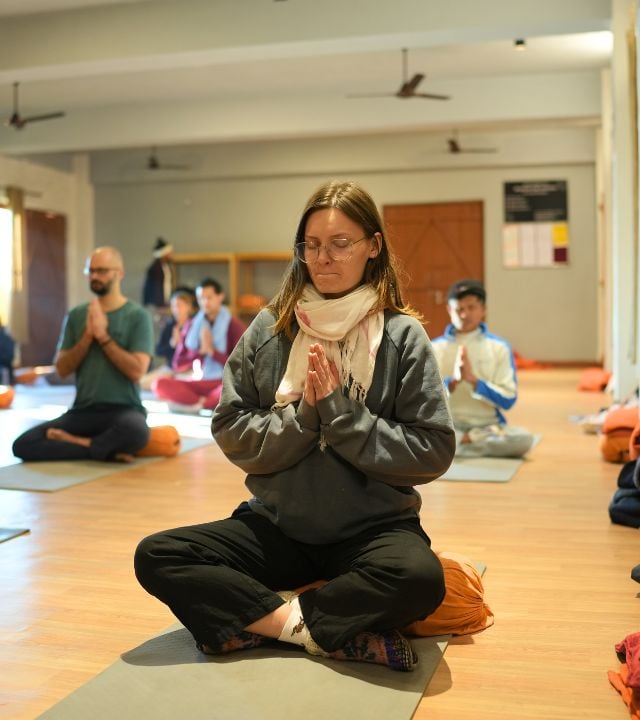100-hour Yin Yoga teacher training in Rishikesh