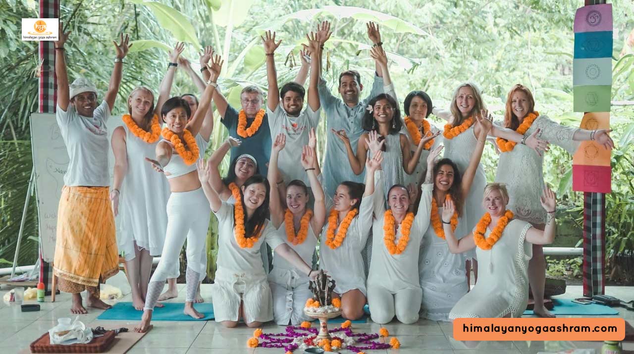best Yoga School In Thailand - Himalayan Yoga Association