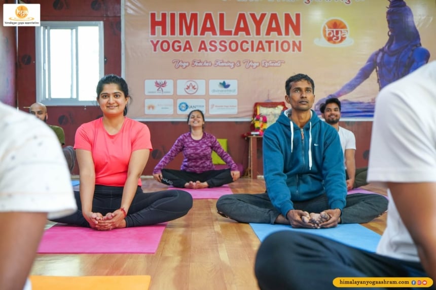 yoga teacher training rishikesh india 2022 (1)