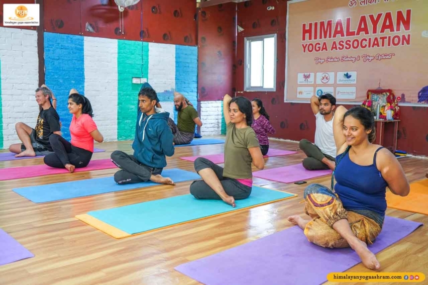 Hatha Yoga Teacher Training In Thailand-Himalayan Yoga Association