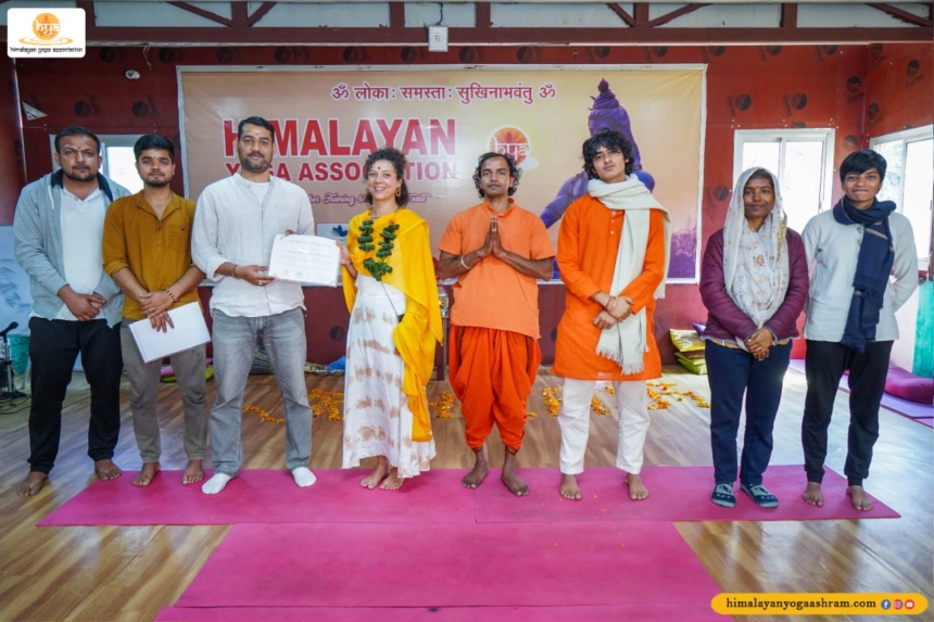 Online Yoga Teacher Training in India-Himalayan Yoga Association