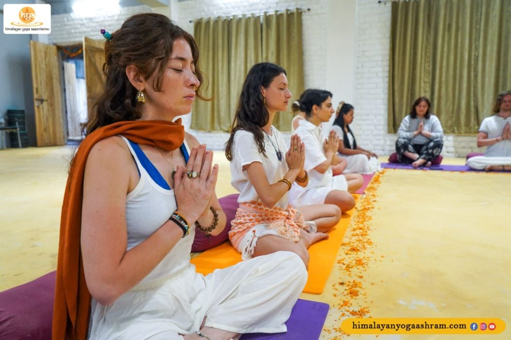 100 Hours Yoga Teacher Training In Nepal - Himalayan Yoga Association