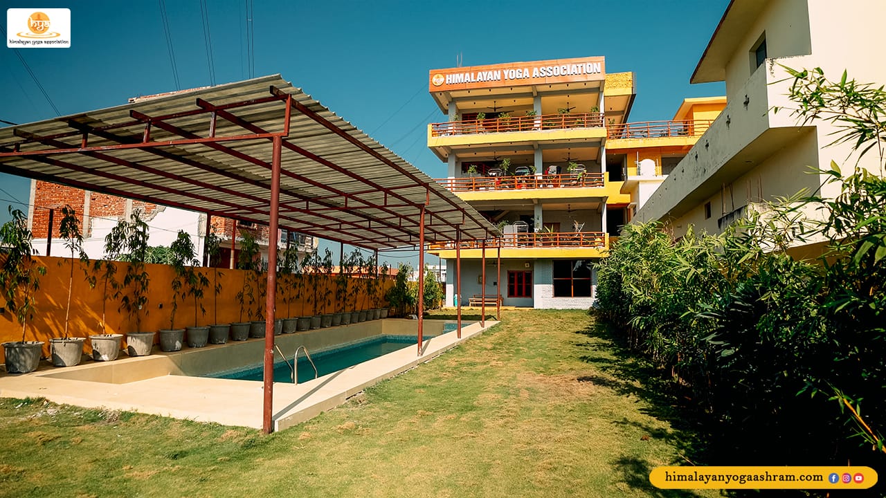 himalayan-yoga-association-campus